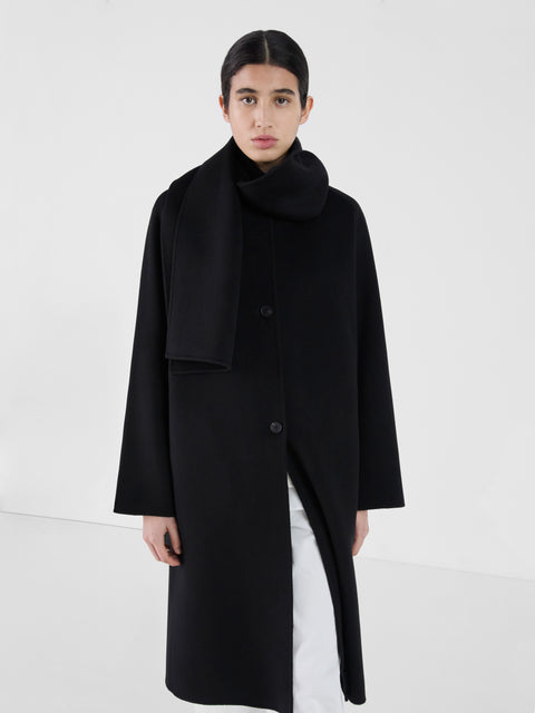 Uma Coat